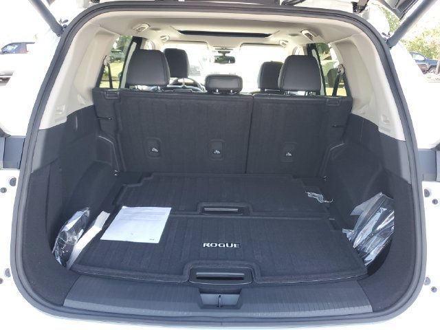 New 2026 Nissan Rogue Platinum w/ Platinum Premium Package AWD/4WD image 12