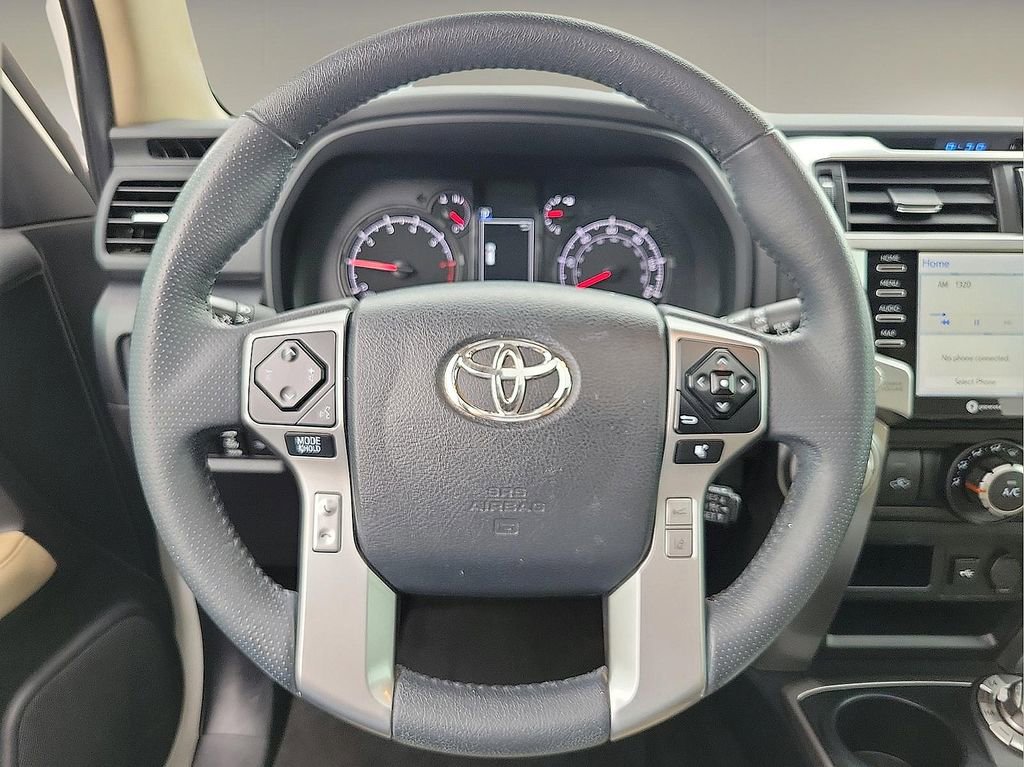 Used 2022 Toyota 4Runner SR5 Premium w/ Moonroof Package AWD/4WD image 20