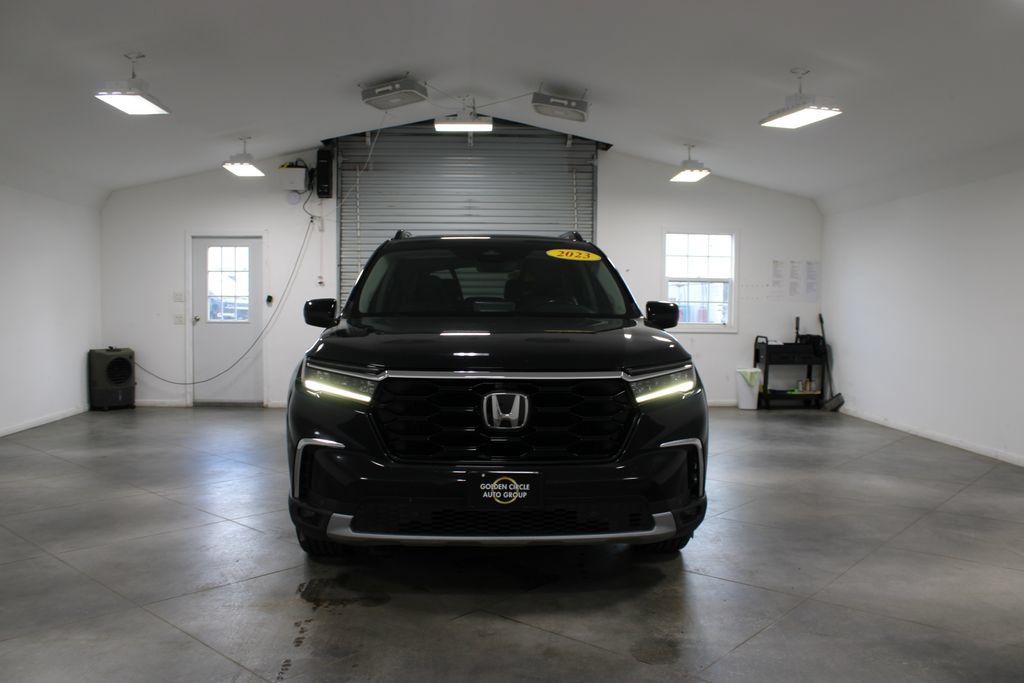 Used 2023 Honda Pilot Touring image 3