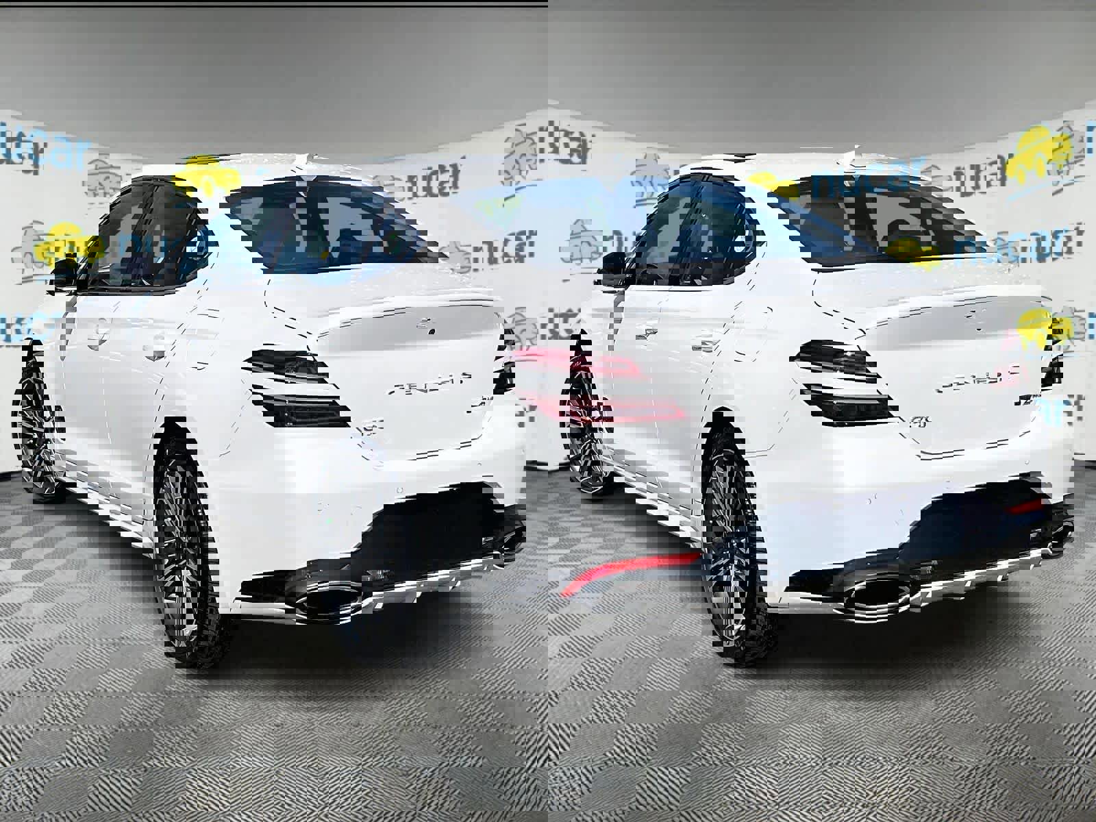 Used 2025 Genesis G70 3.3T Advanced image 4