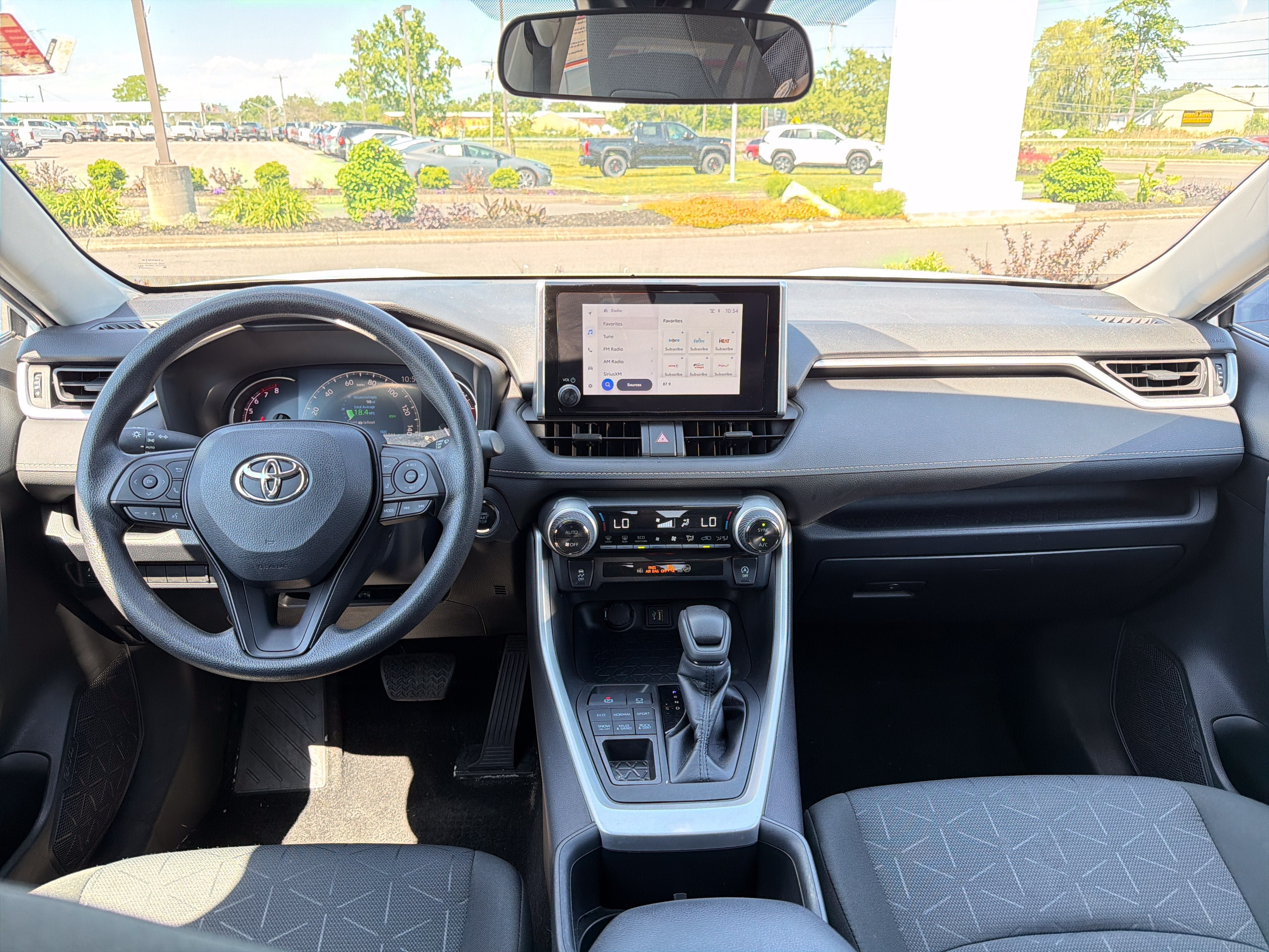 Used 2023 Toyota RAV4 XLE w/ Convenience Package AWD/4WD image 12