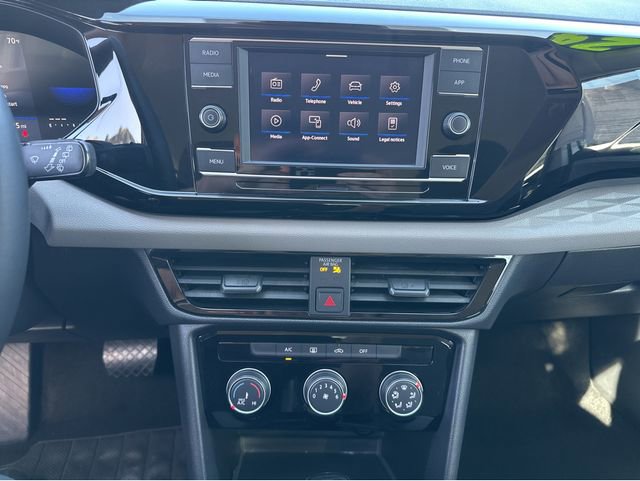 Used 2024 Volkswagen Taos S FWD image 6