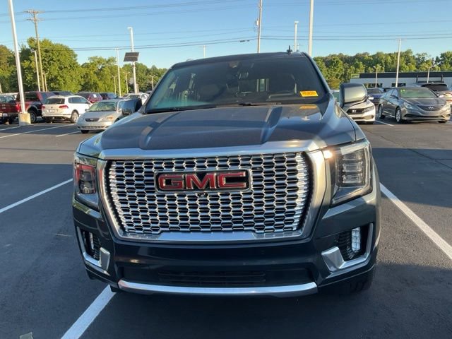 Used 2021 GMC Yukon Denali w/ Denali Premium Package AWD/4WD image 13