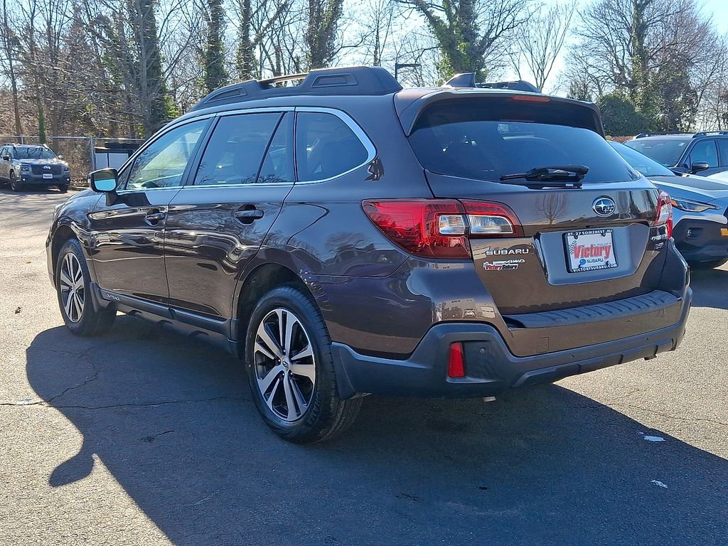Used 2019 Subaru Outback 3.6R Limited image 4