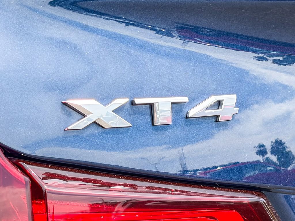Used 2020 Cadillac XT4 Premium Luxury FWD image 30