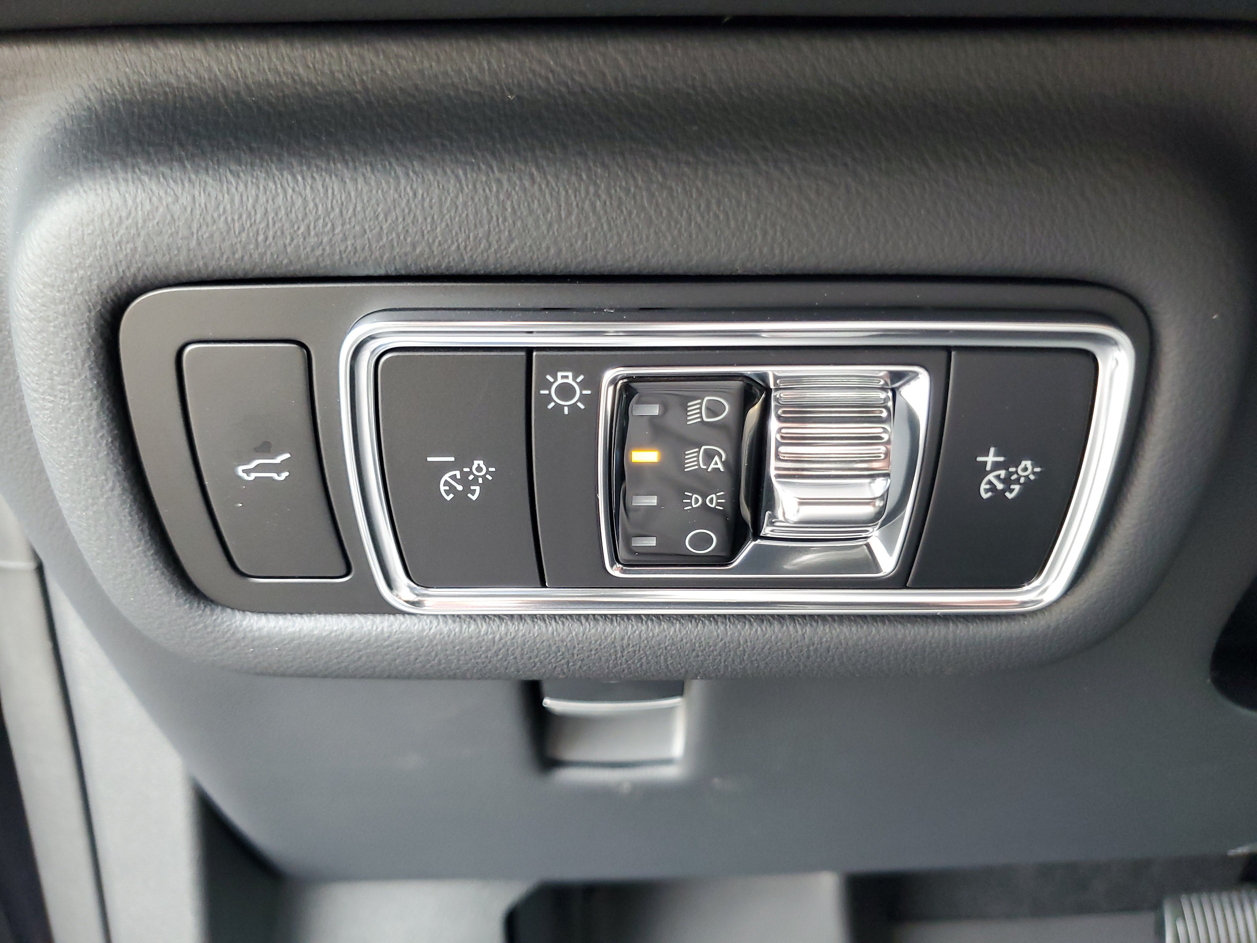 New 2026 Lincoln Nautilus Reserve AWD/4WD image 14