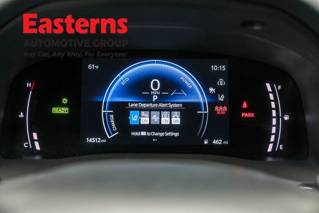 Used 2025 Toyota Camry LE w/ Convenience Package image 17