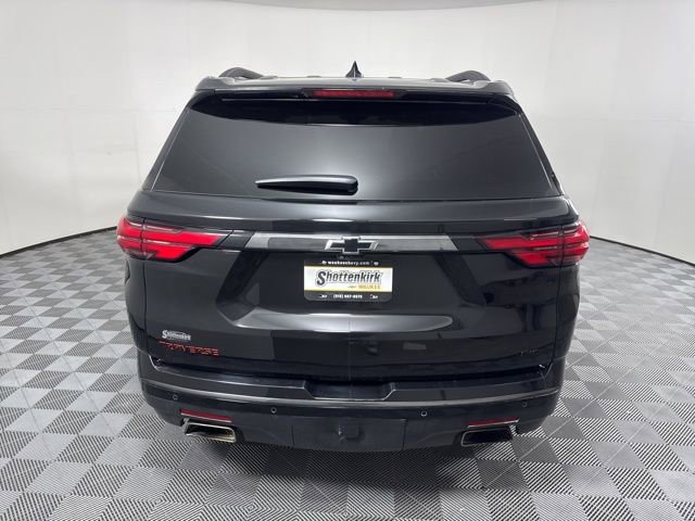 Used 2023 Chevrolet Traverse Premier w/ Redline Edition image 4