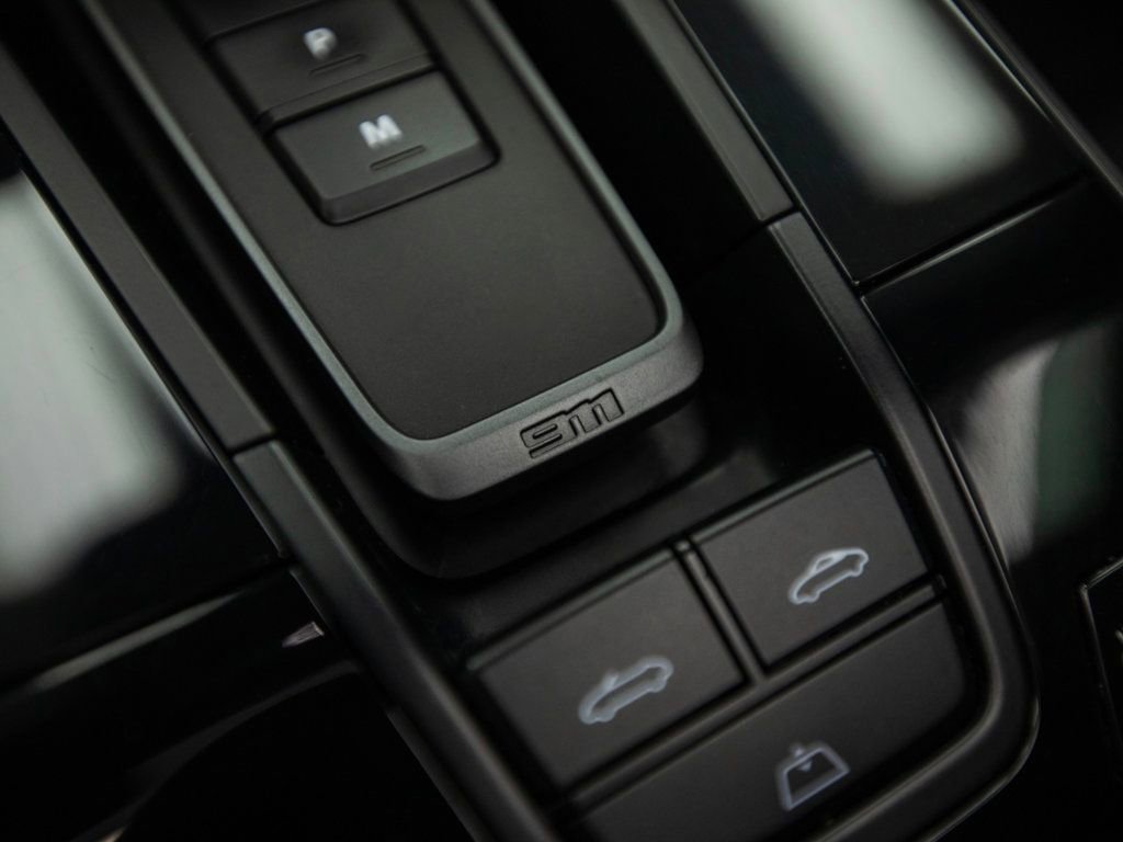 Used 2020 Porsche 911 Carrera image 21