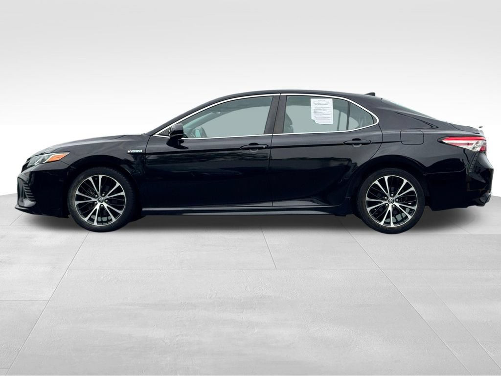Used 2019 Toyota Camry SE FWD image 4