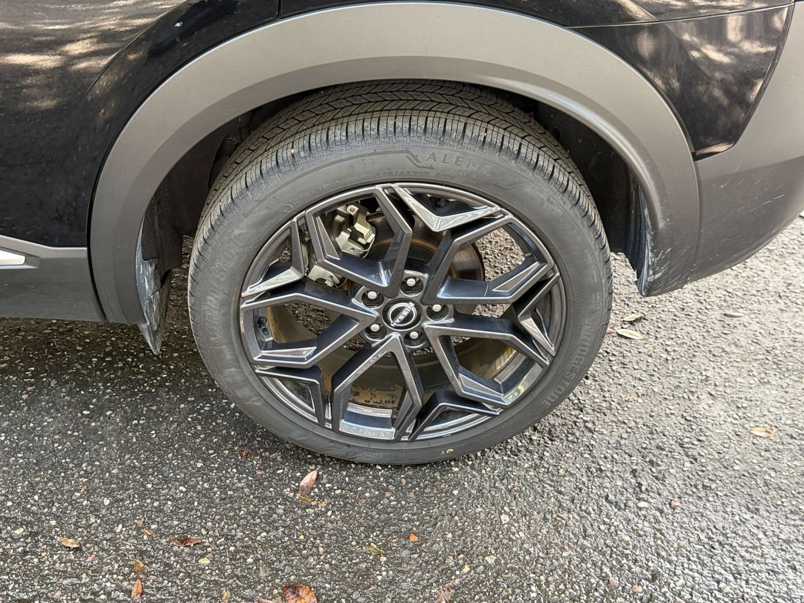 Used 2026 Nissan Kicks SR AWD/4WD image 28