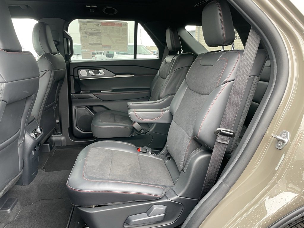 New 2026 Ford Explorer ST image 8