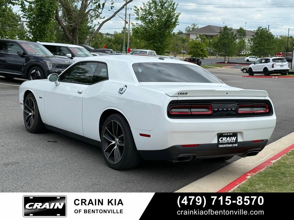 Used 2018 Dodge Challenger R/T w/ Performance Handling Group RWD image 5