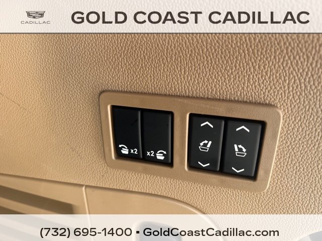 Used 2020 Cadillac Escalade Platinum image 14