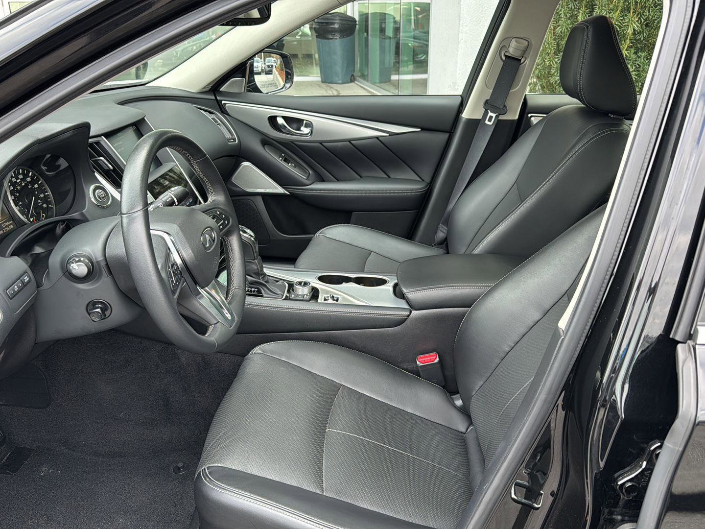 Used 2023 INFINITI Q50 Luxe w/ Cargo Package image 8