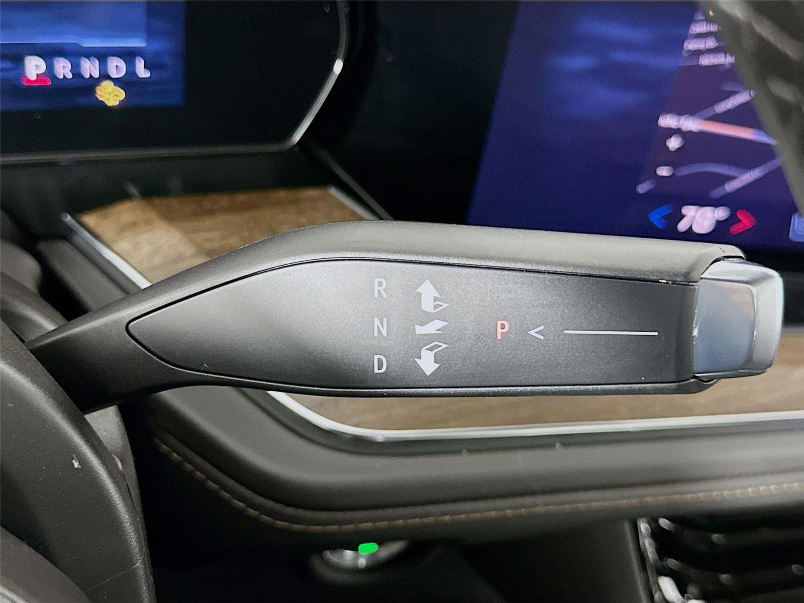 Used 2025 Chevrolet Tahoe High Country image 17