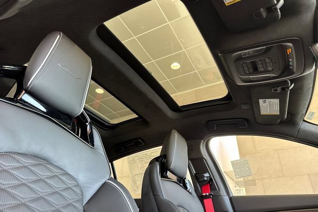New 2026 Cadillac CT5 V w/ LPO, ONYX Package RWD image 16