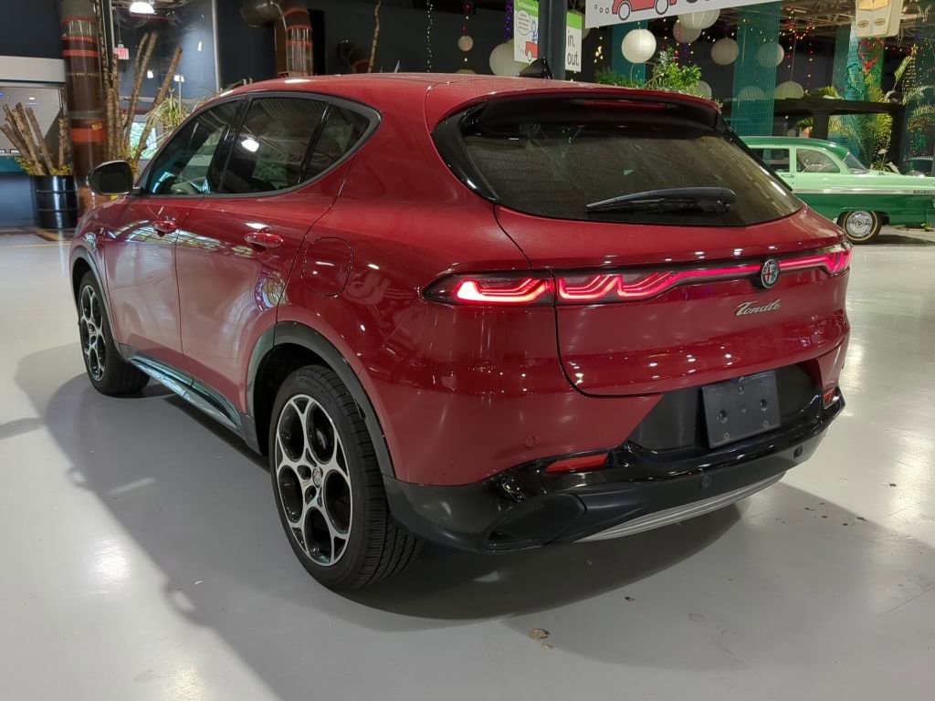 Used 2024 Alfa Romeo Tonale Ti AWD/4WD image 9