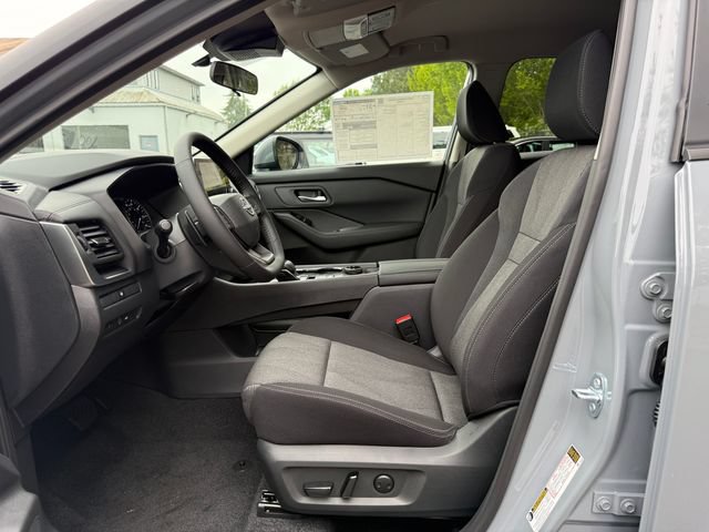 New 2026 Nissan Rogue SV AWD/4WD image 14