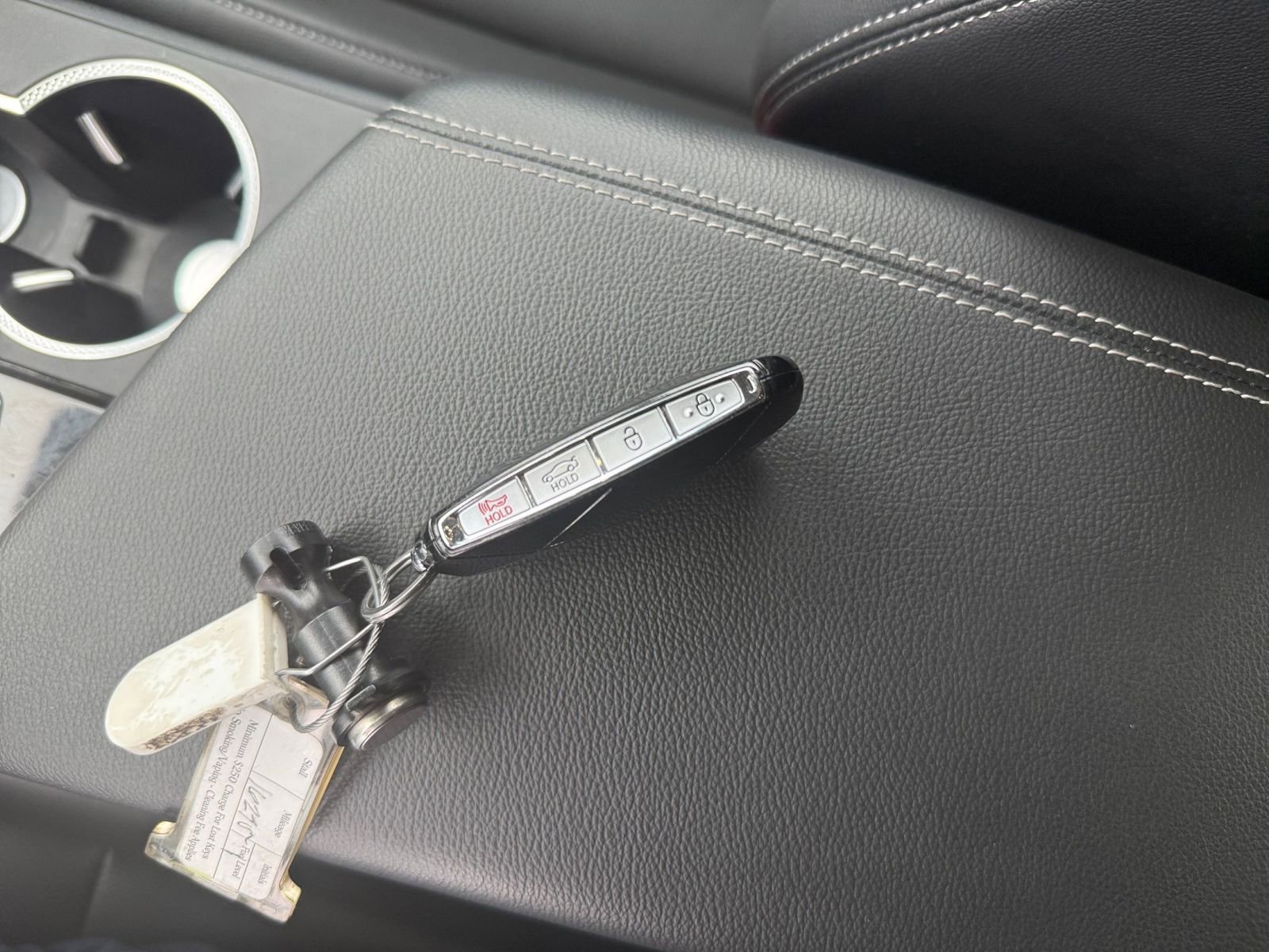 Used 2025 Genesis G70 2.5T image 22