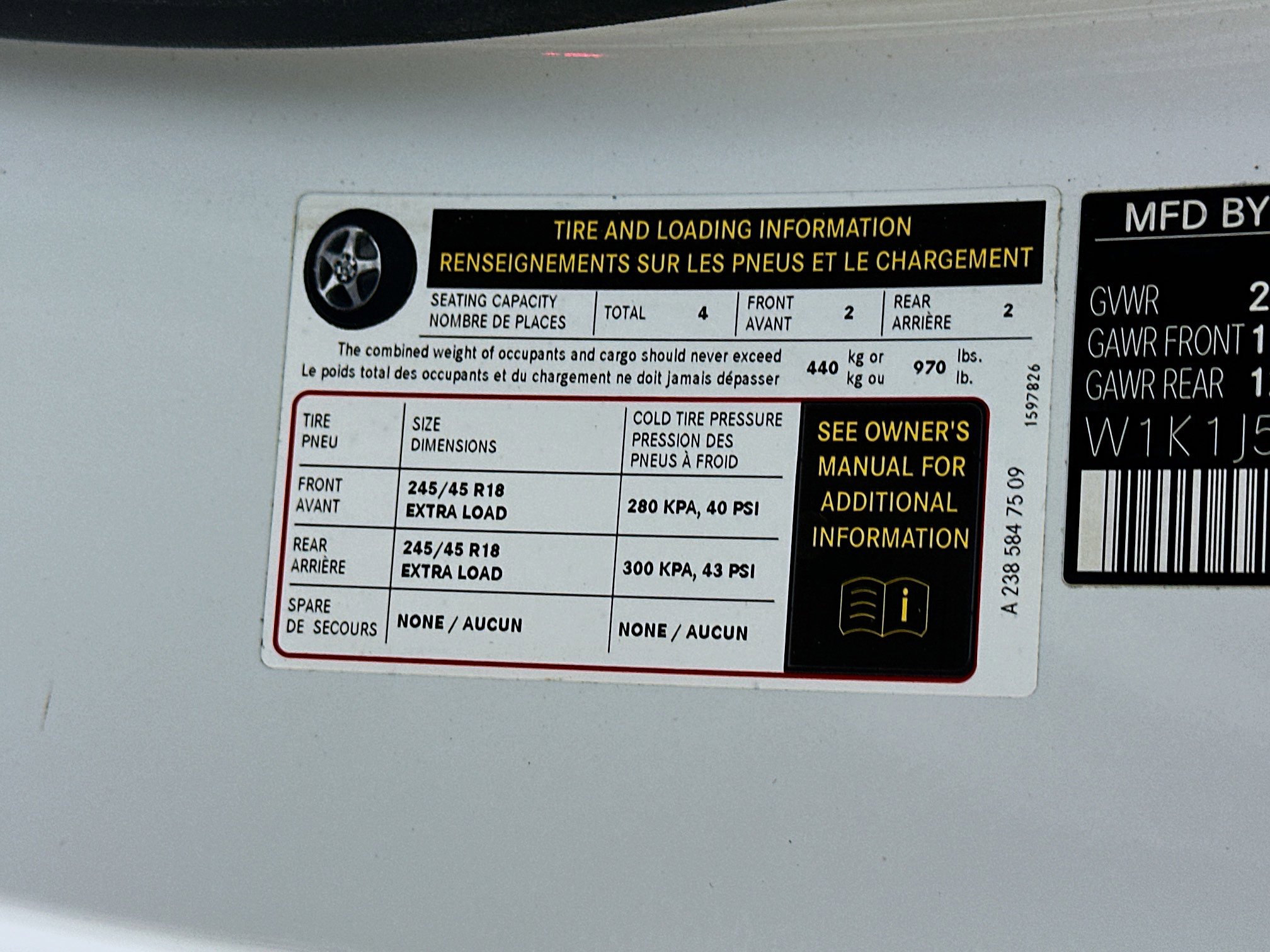 Used 2023 Mercedes-Benz E 450 4MATIC Coupe image 42