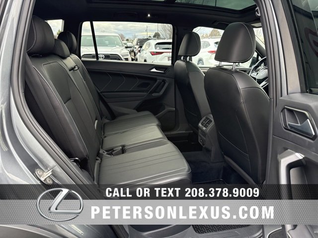 Used 2022 Volkswagen Tiguan SE R-Line image 18