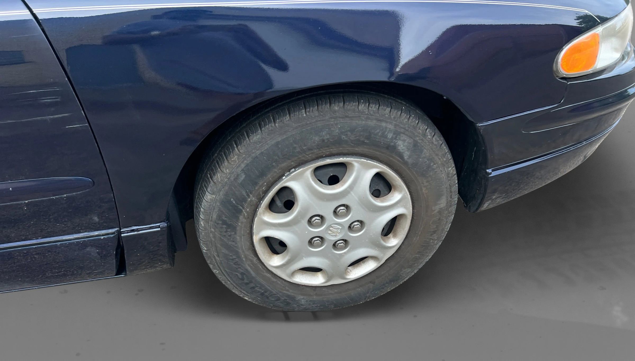 Used 2003 Buick Regal LS w/ LS Luxury Package FWD image 25