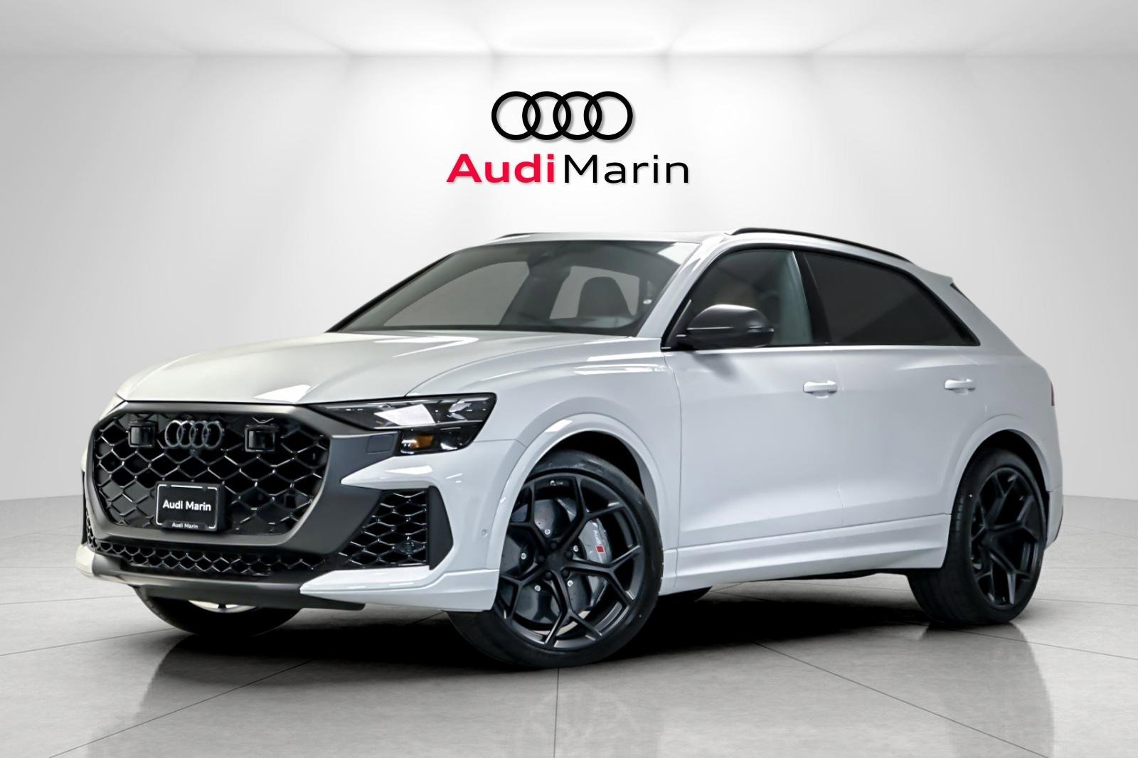 New 2025 Audi RS Q8 performance