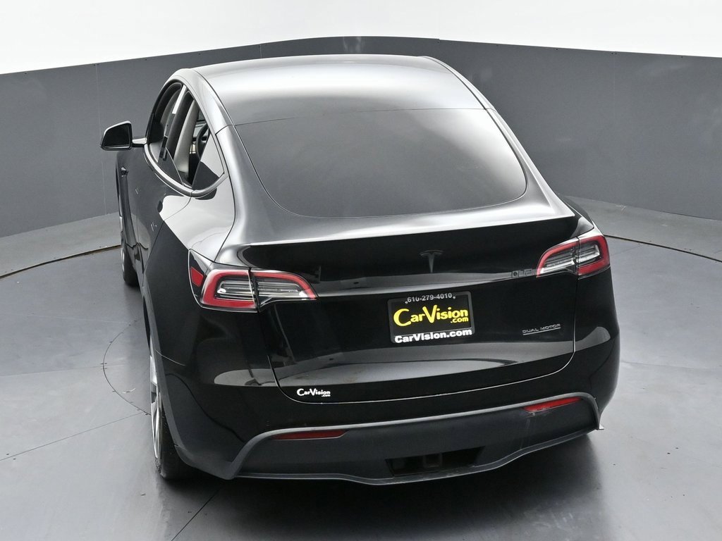Used 2022 Tesla Model Y Performance image 39