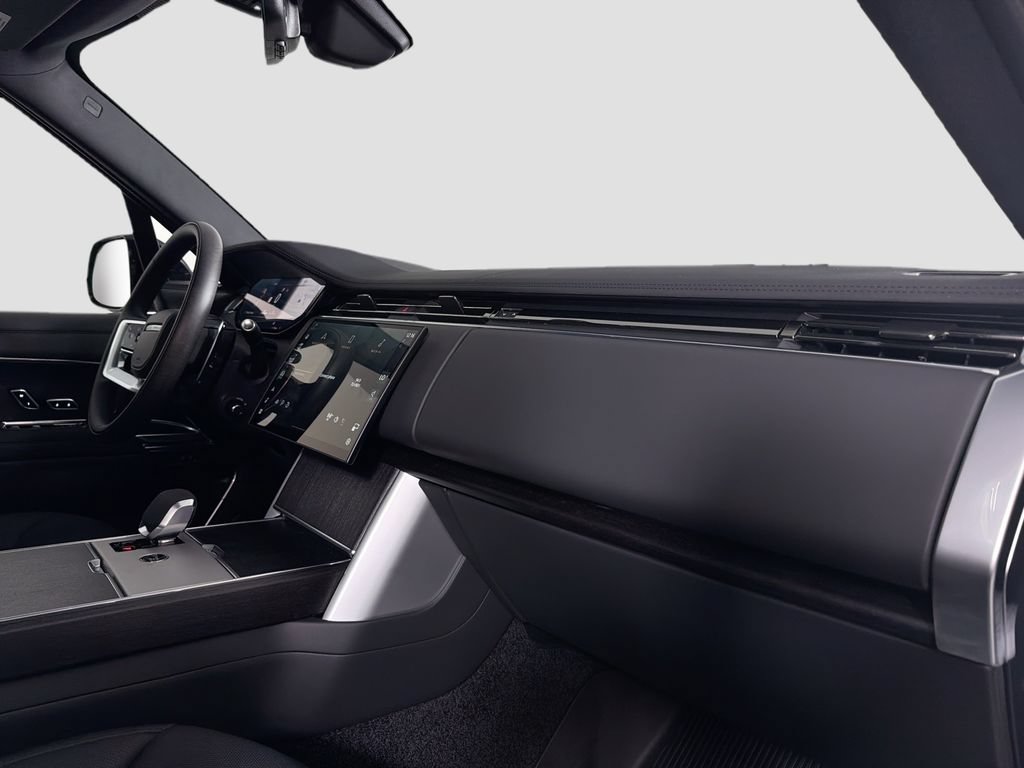 New 2026 Land Rover Range Rover Long Wheelbase SE AWD/4WD image 31