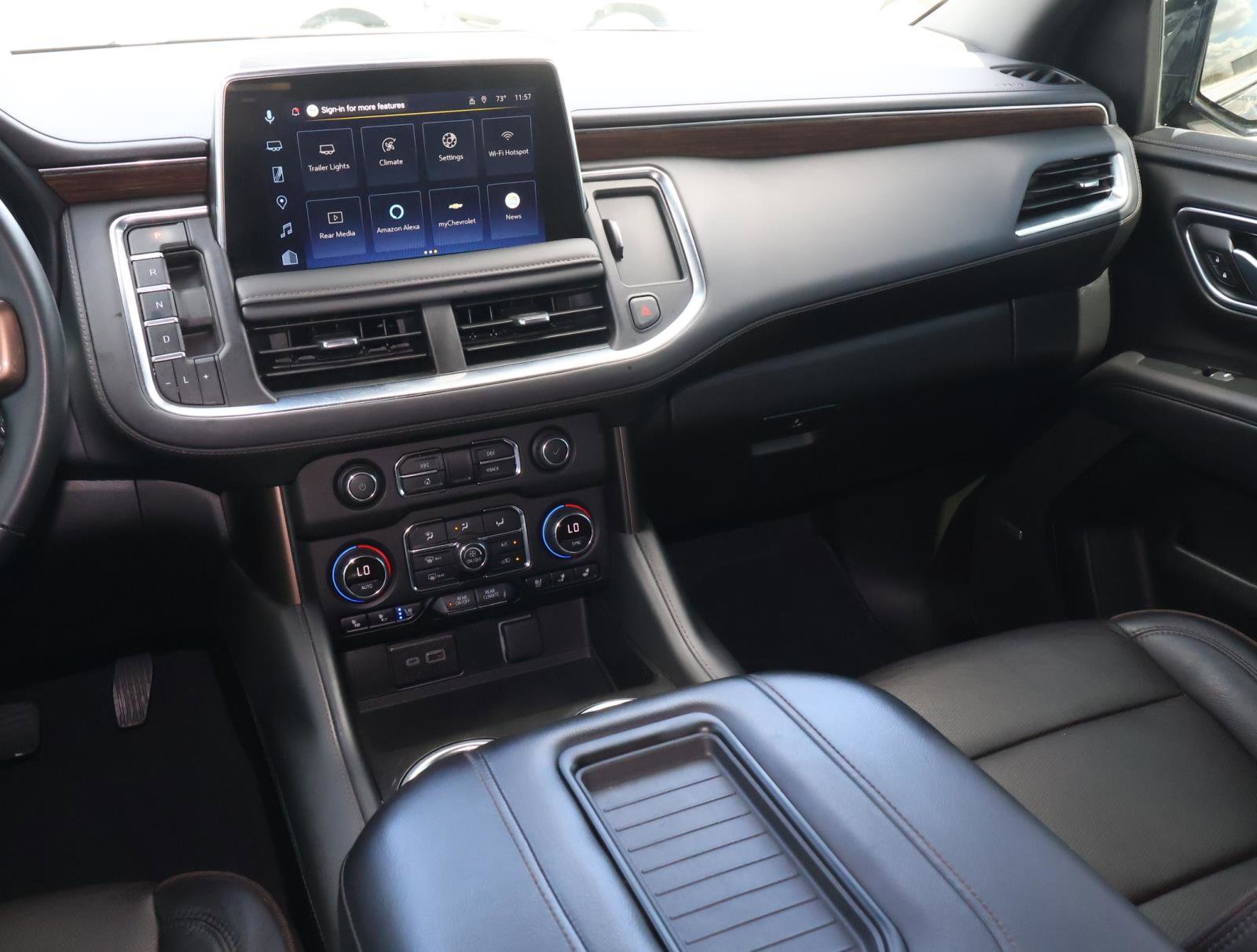 Used 2024 Chevrolet Suburban High Country image 14