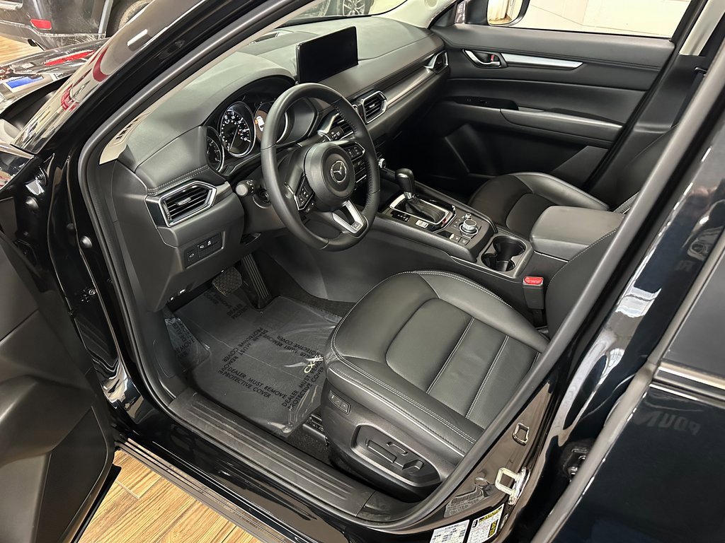 Used 2025 MAZDA CX-5 AWD 2.5 S w/ Preferred Package image 9
