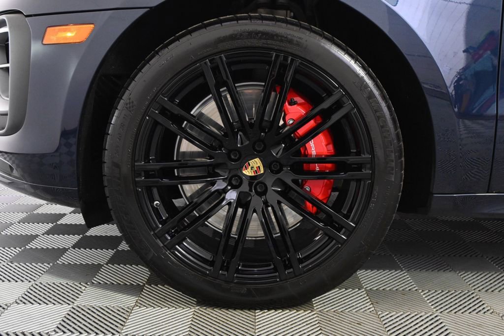 Used 2022 Porsche Macan GTS AWD/4WD image 21