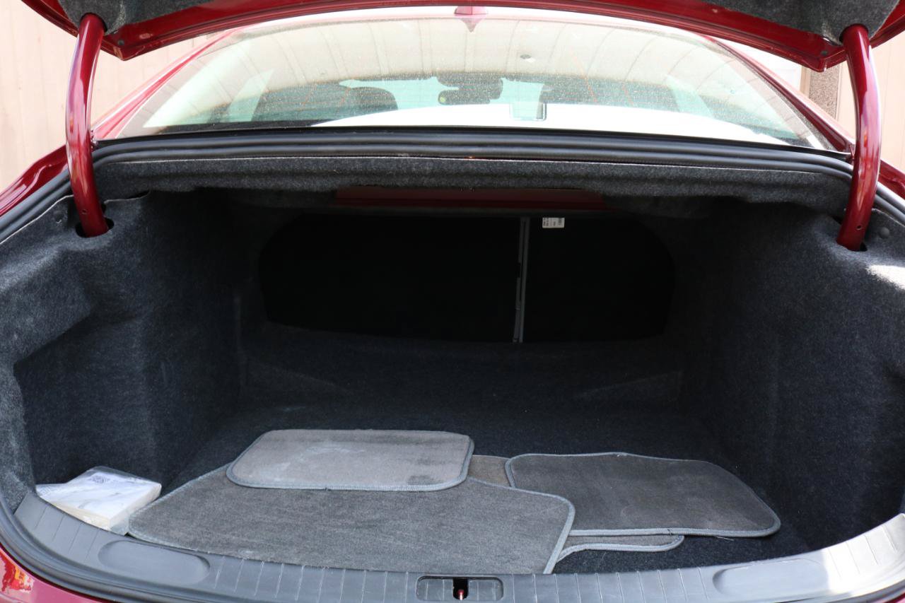 Used 2017 Chevrolet Impala Premier w/ Enhanced Convenience Package FWD image 40