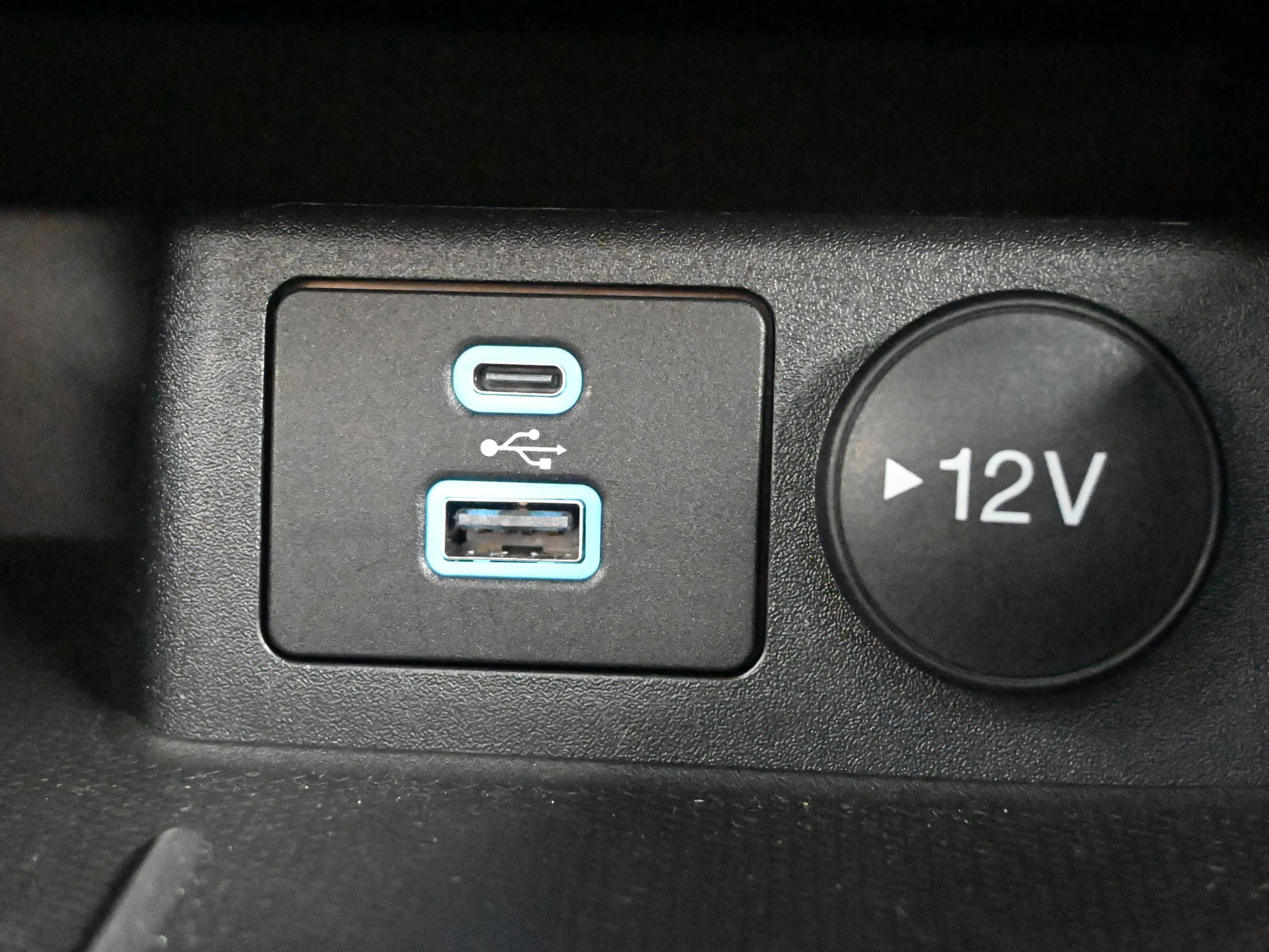 Used 2022 Ford Escape SE w/ Convenience Package image 18