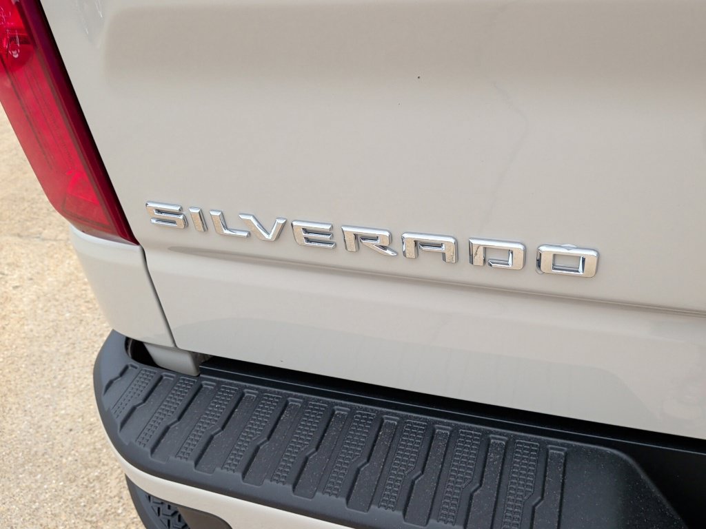 New 2026 Chevrolet Silverado 1500 RST AWD/4WD image 39