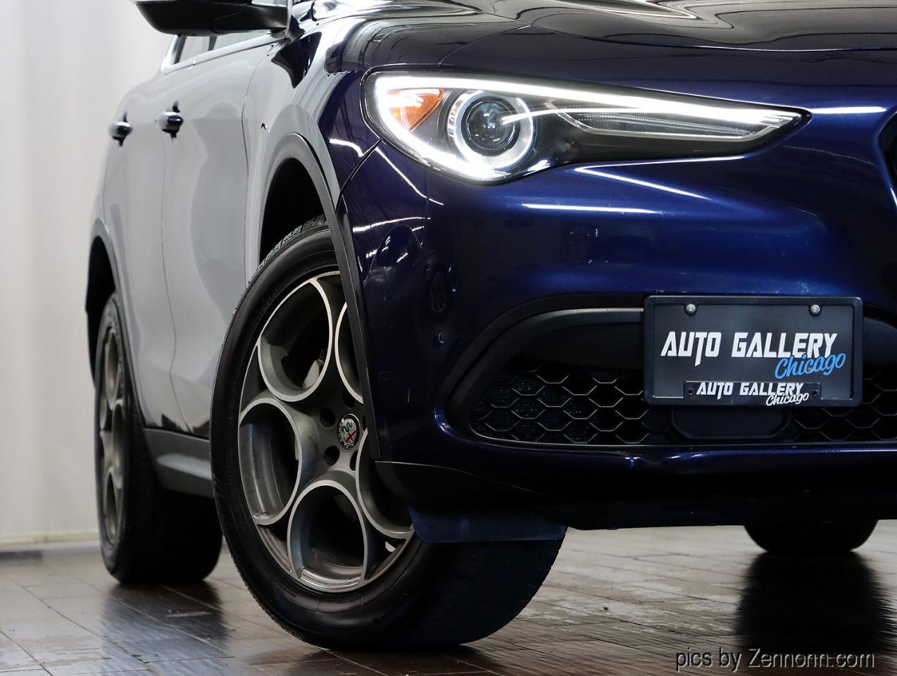 Used 2019 Alfa Romeo Stelvio AWD image 4