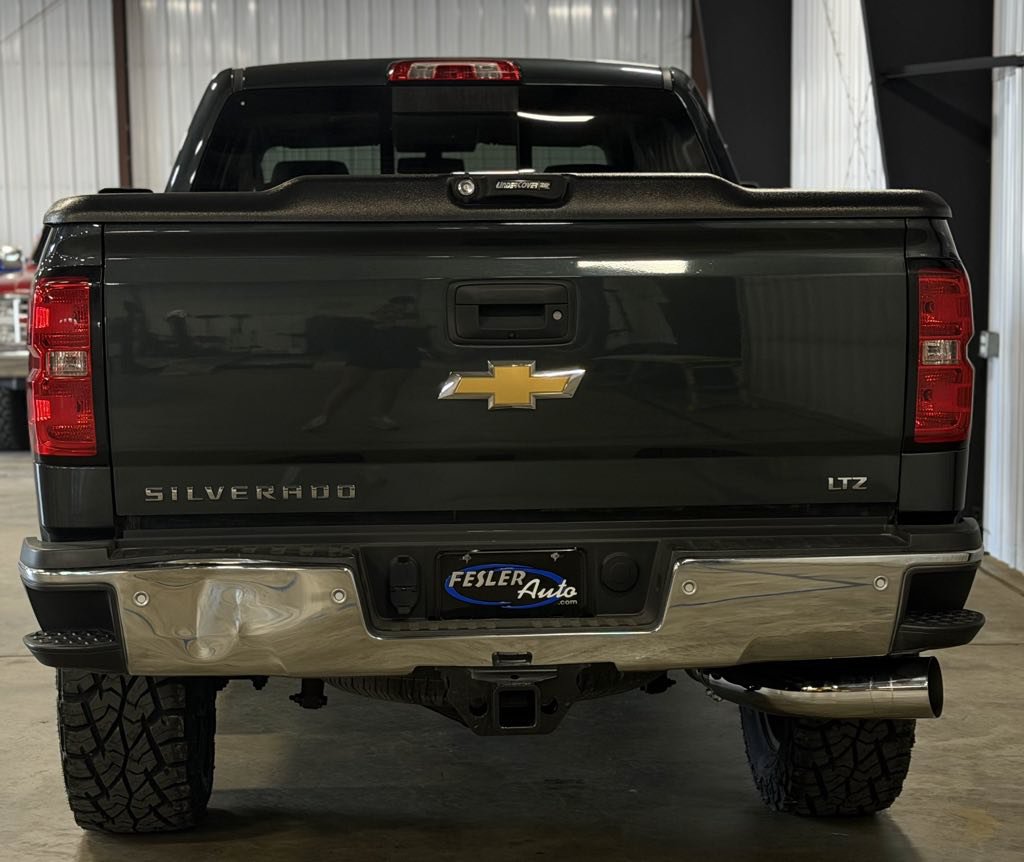 Used 2017 Chevrolet Silverado 2500 LTZ w/ Duramax Plus Package AWD/4WD image 4
