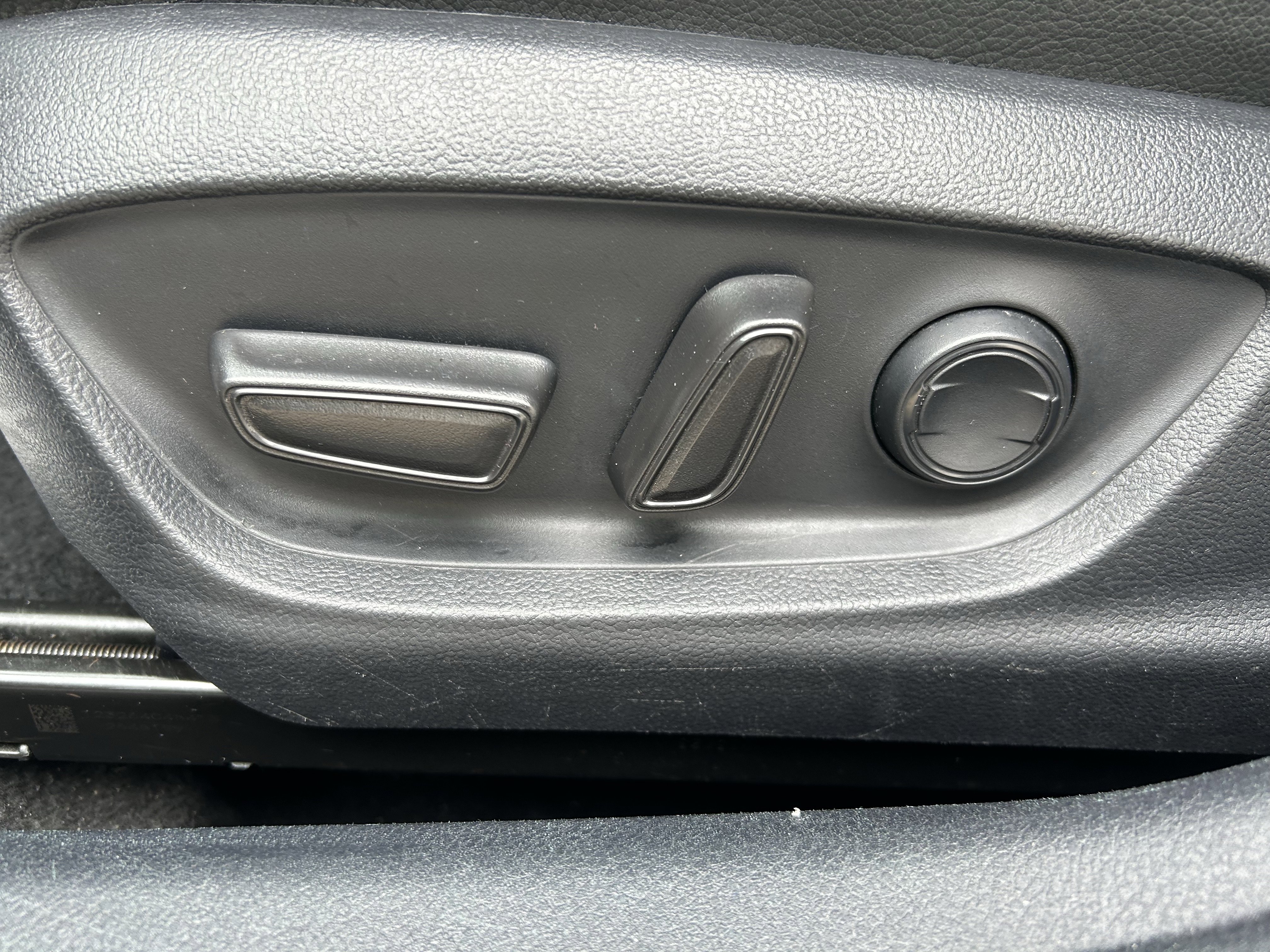 Certified 2024 Toyota Camry SE FWD image 14