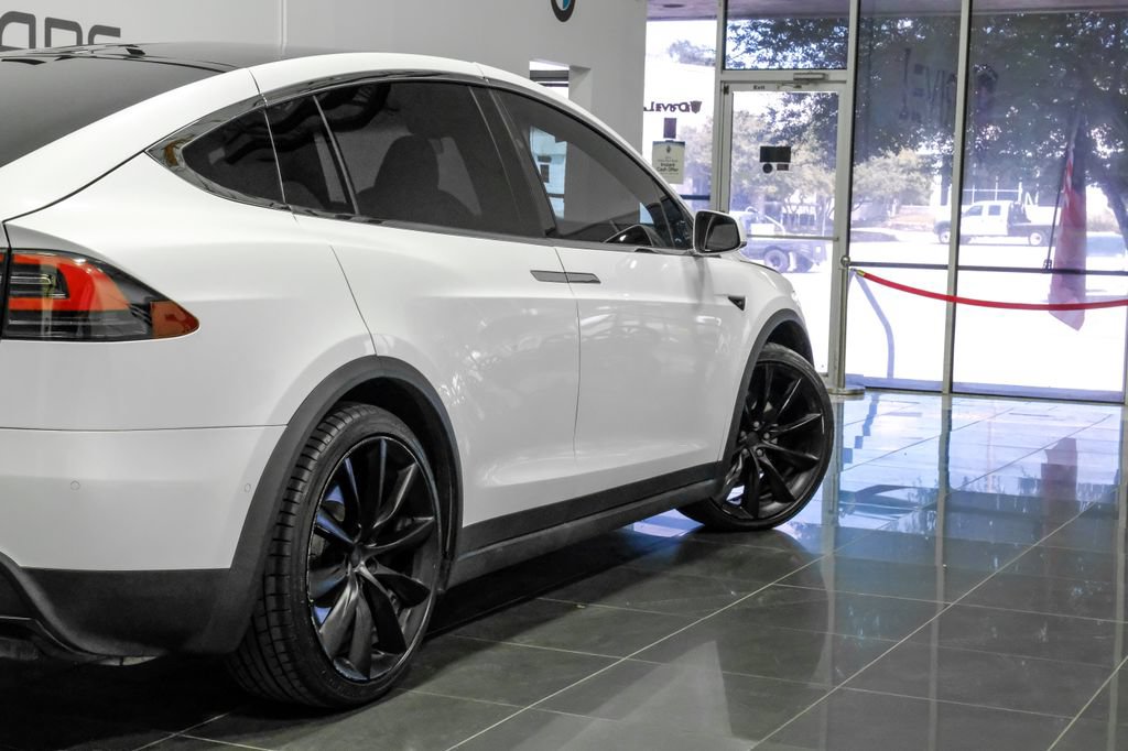 Used 2021 Tesla Model X Long Range AWD/4WD image 15