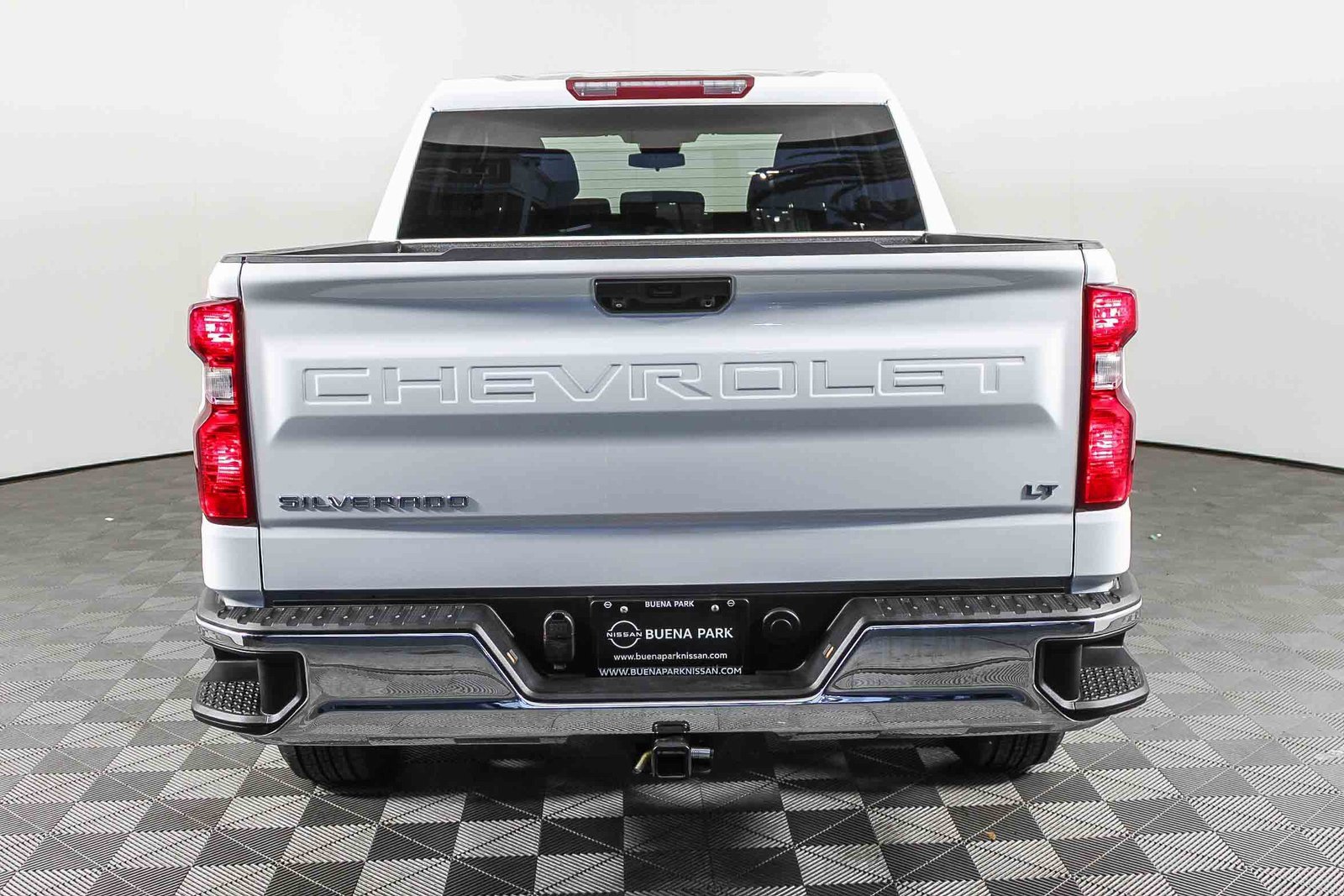 Used 2023 Chevrolet Silverado 1500 LT image 7