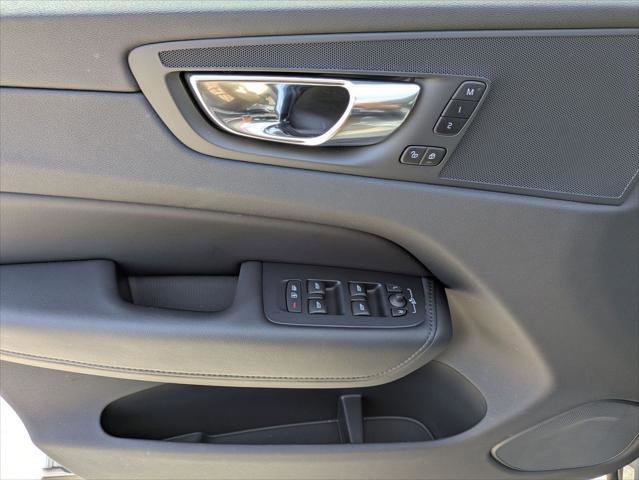 Used 2025 Volvo XC60 T8 Plus w/ Protection Package Premier image 10