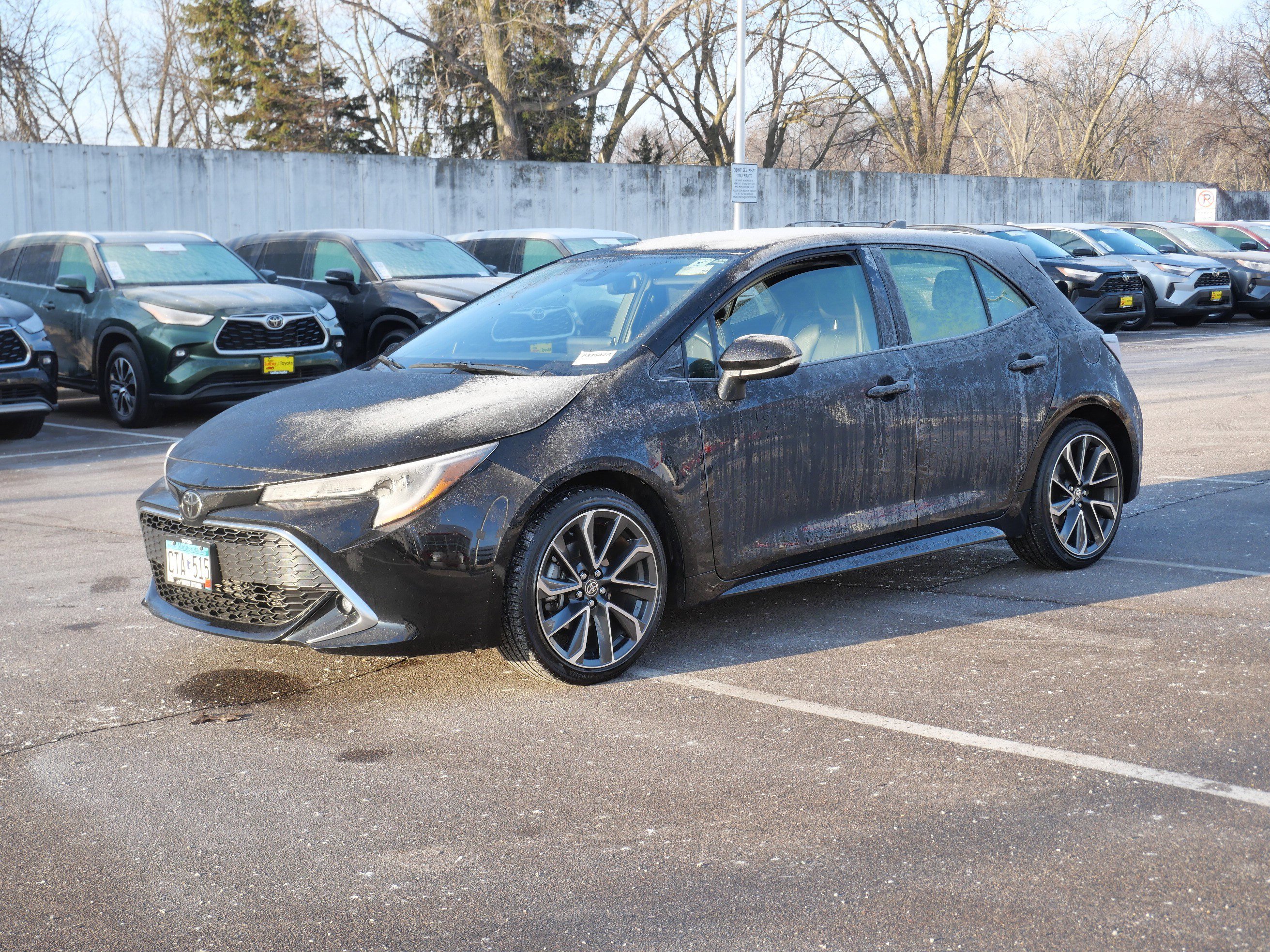 Used 2019 Toyota Corolla XSE image 3