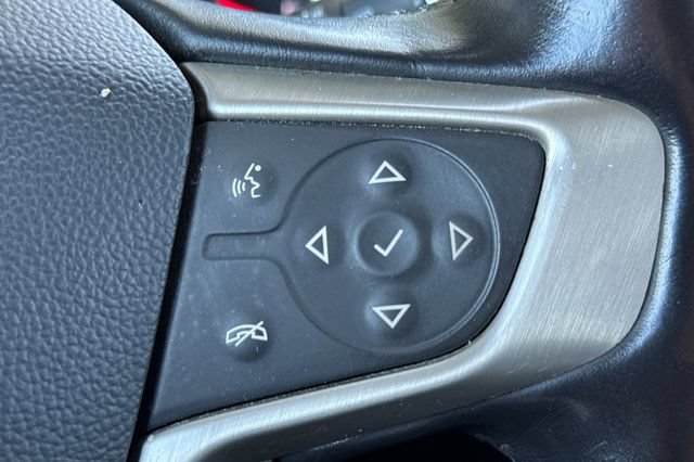 Used 2021 GMC Acadia Denali w/ Denali Technology Package FWD image 40