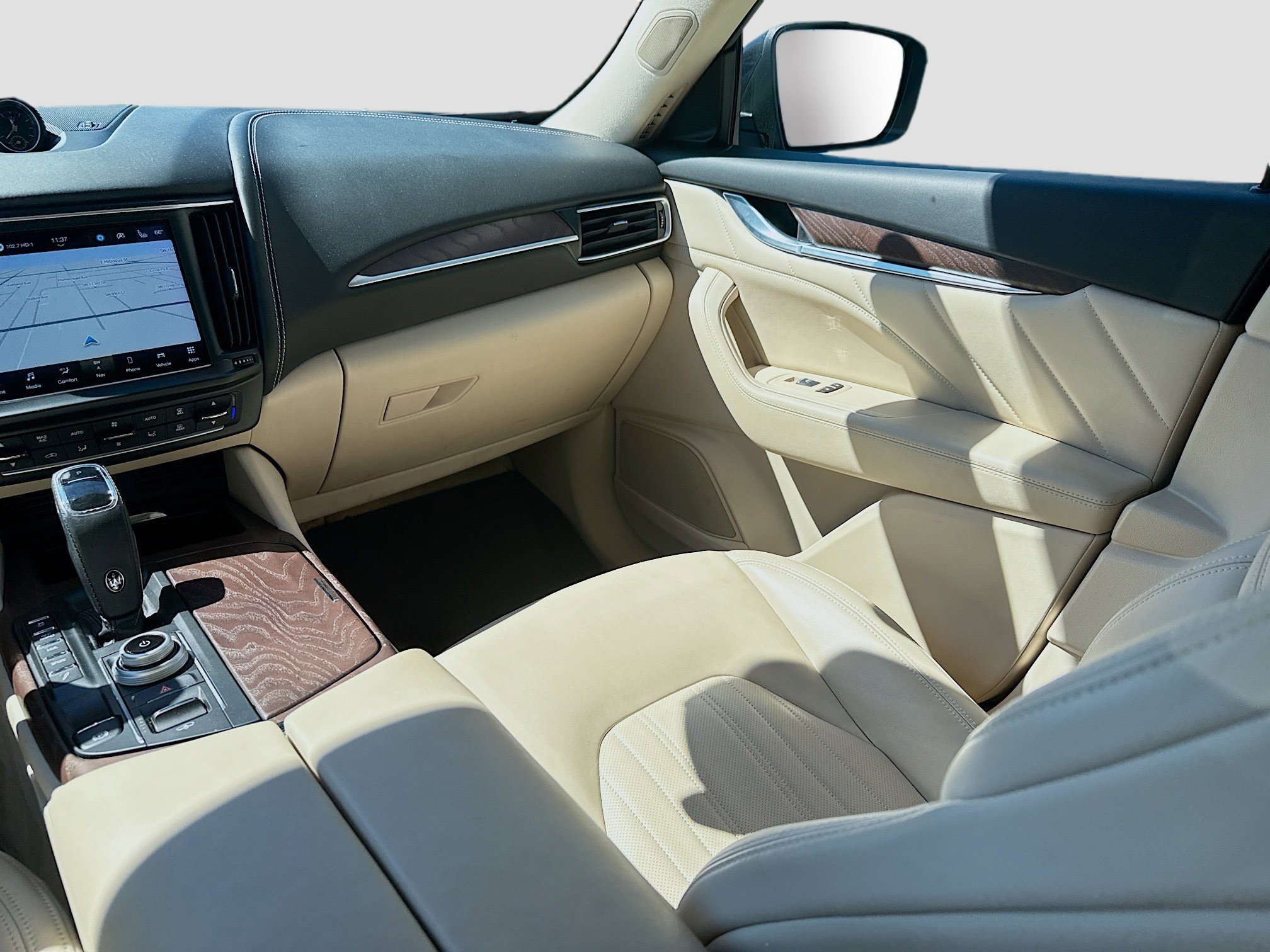 Used 2022 Maserati Levante GT image 20