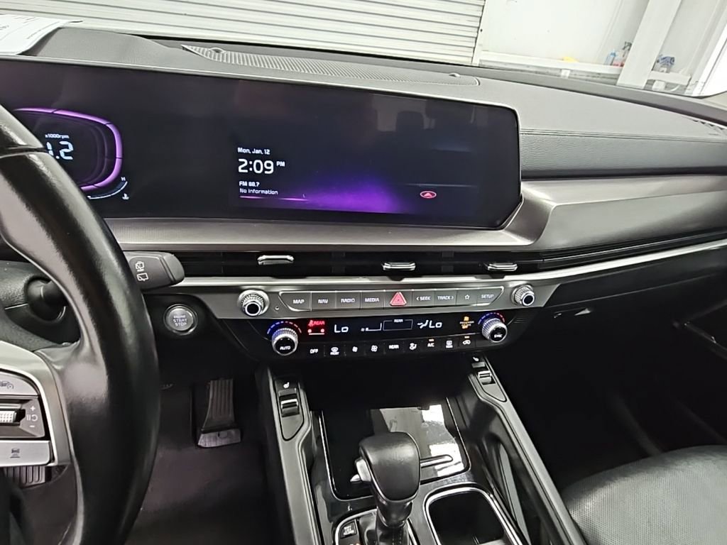 Used 2023 Kia Telluride S w/ S Sunroof Package image 13