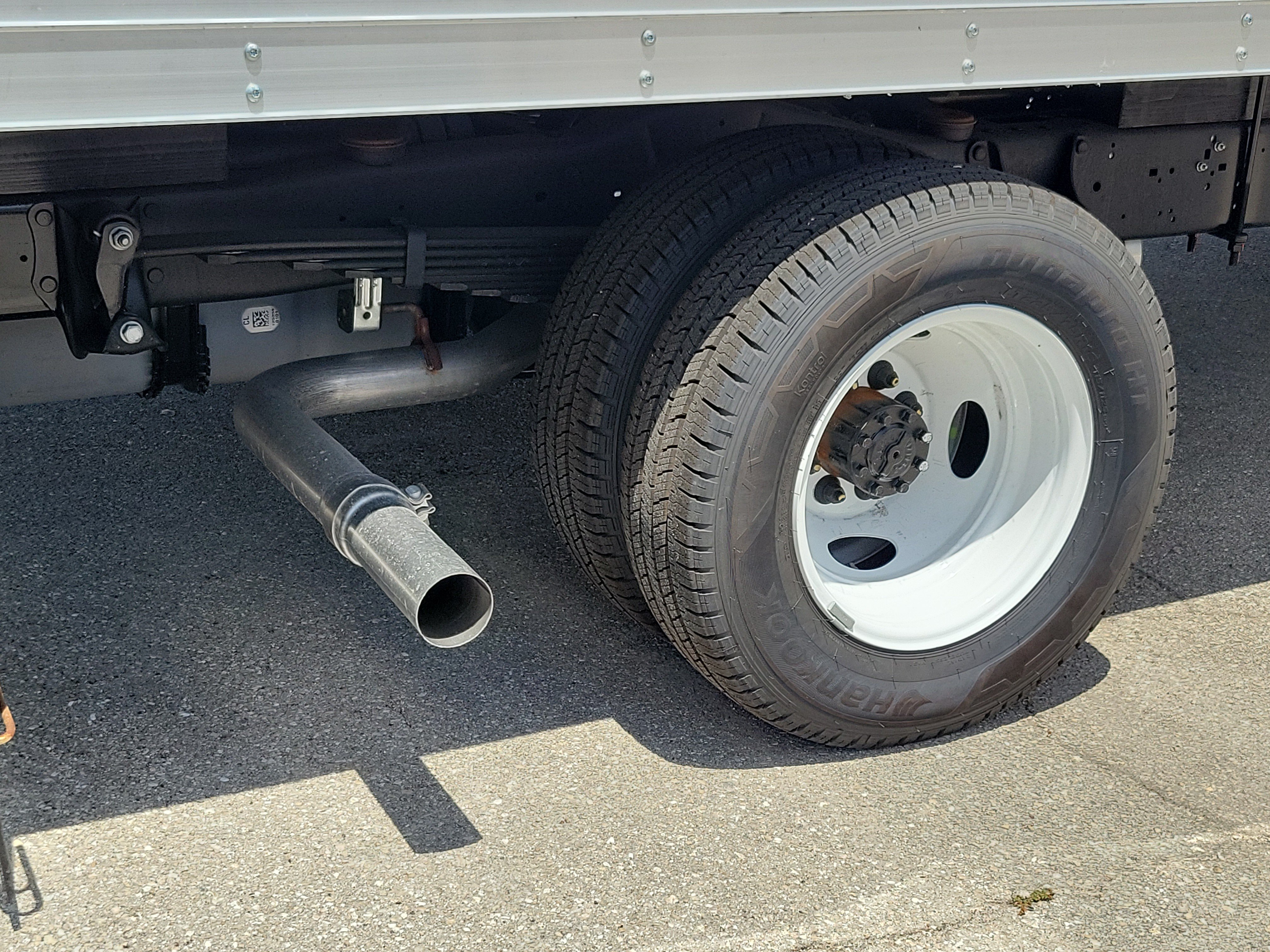 New 2026 Ford E-450 and Econoline 450 Super Duty w/ Power Equipment Group RWD image 7