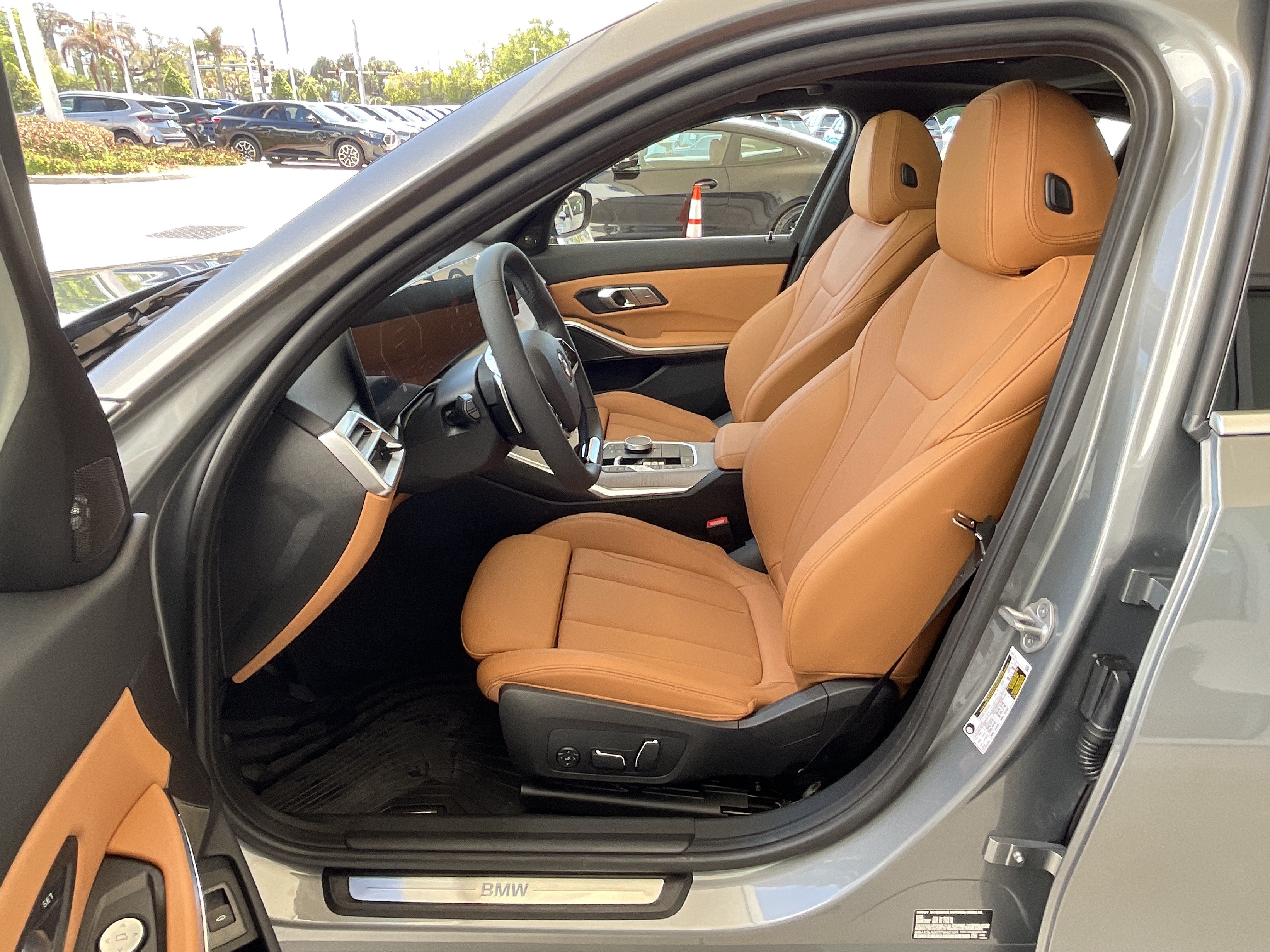 Used 2026 BMW 330i Sedan w/ Premium Package RWD image 10