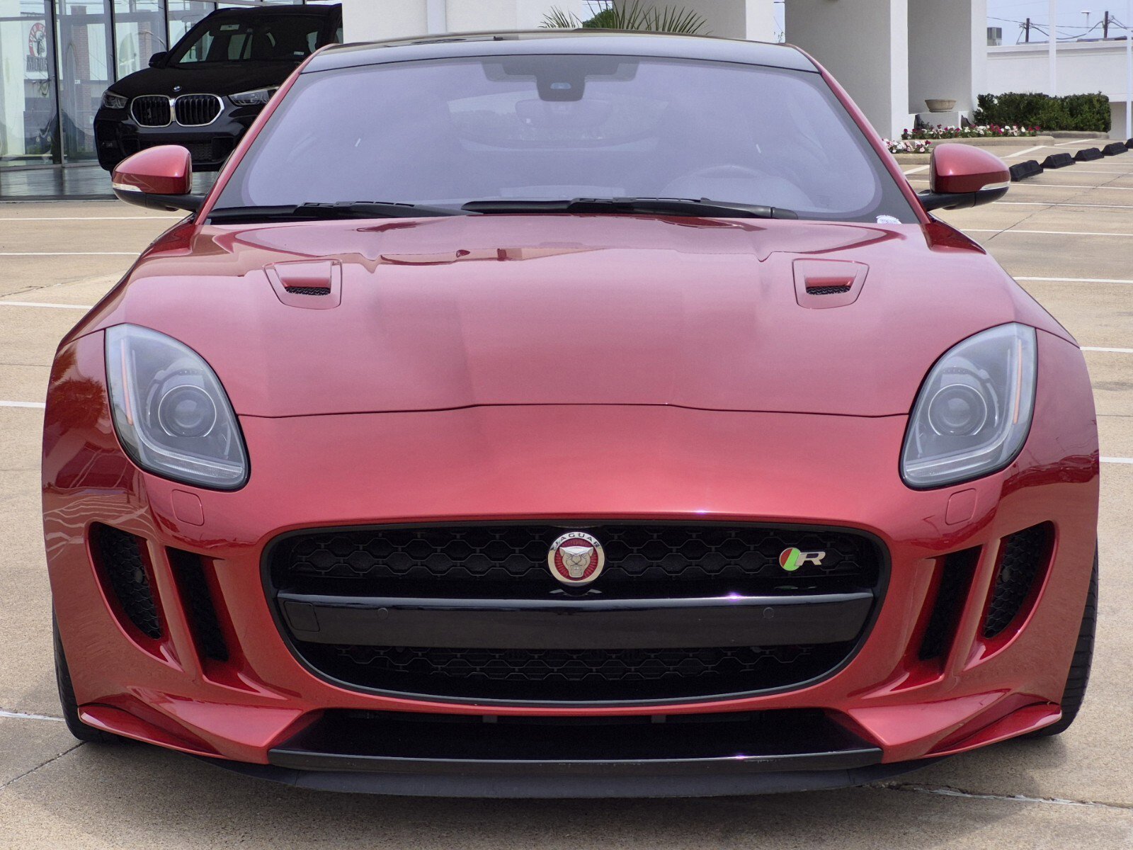 Used 2017 Jaguar F-TYPE R AWD/4WD image 2