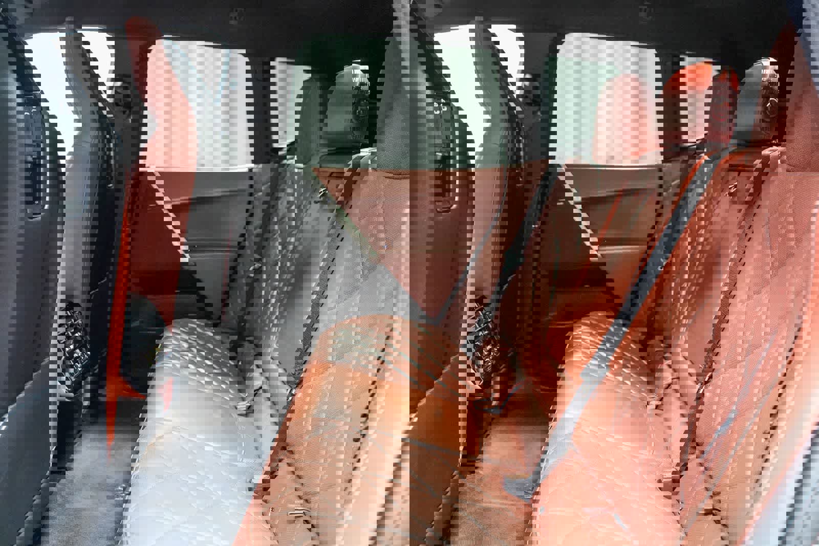 Used 2023 BMW iX xDrive50 w/ Sport Package image 19